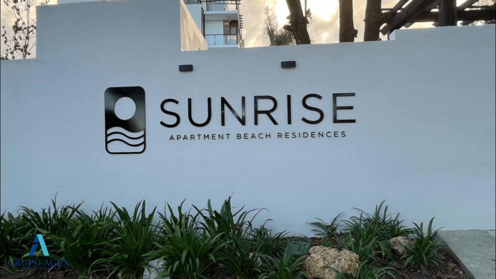 apartamento sunrise frente letrero